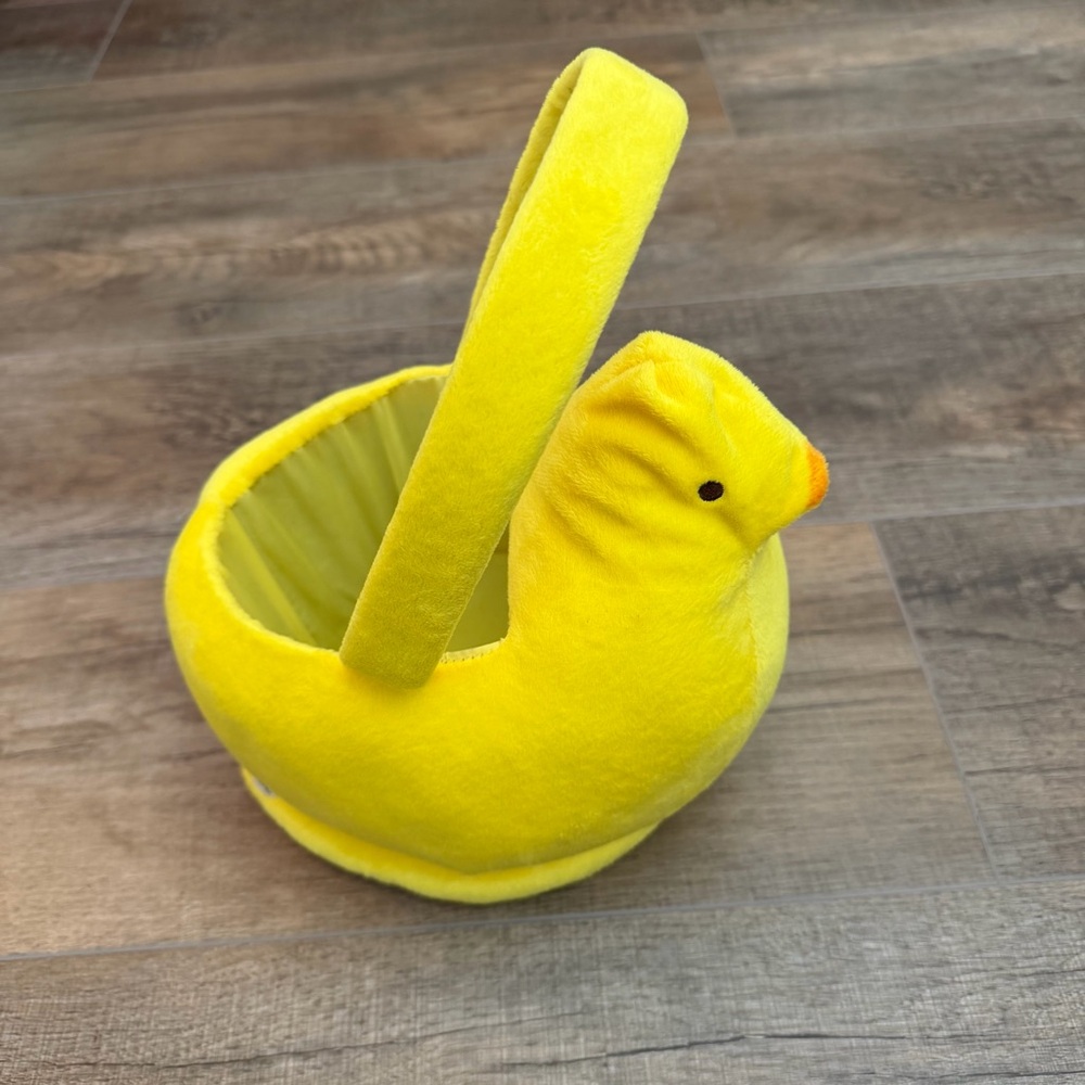 Peeps Plush Stuffed Easter Basket Yellow Chick Holiday Candy Soft Animal Kids‎
